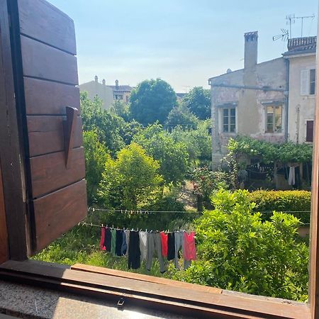 Guest House Marta Ровин Екстериор снимка